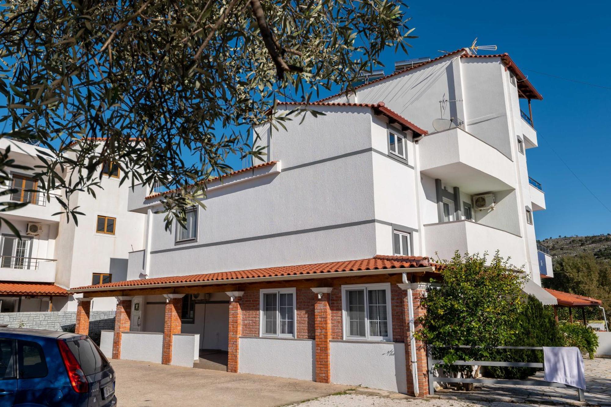 Apartments Aktea Ksamil Buitenkant foto